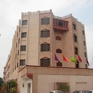4* Hotel Mansingh Palace,